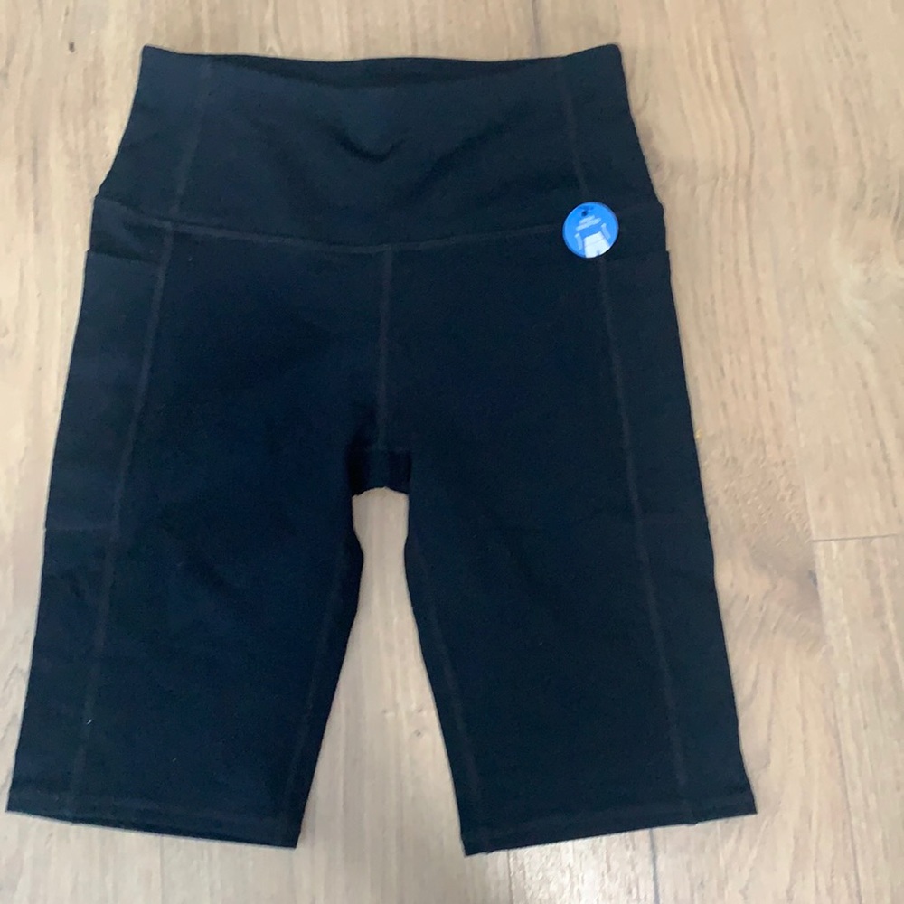 Nwt bike shorts